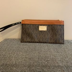 Michael Kors clutch